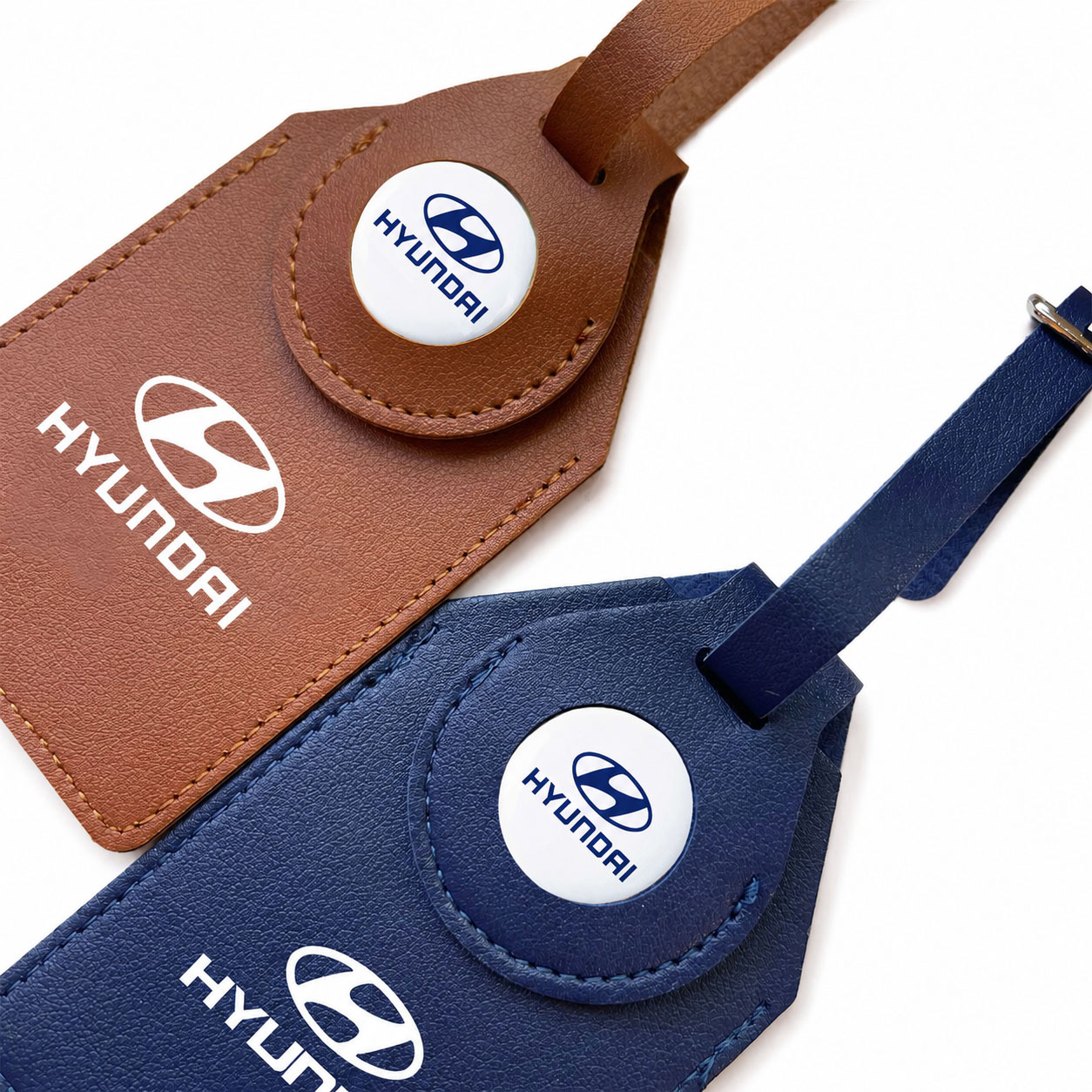 Apple AirTag in Leatherette Luggage Tag