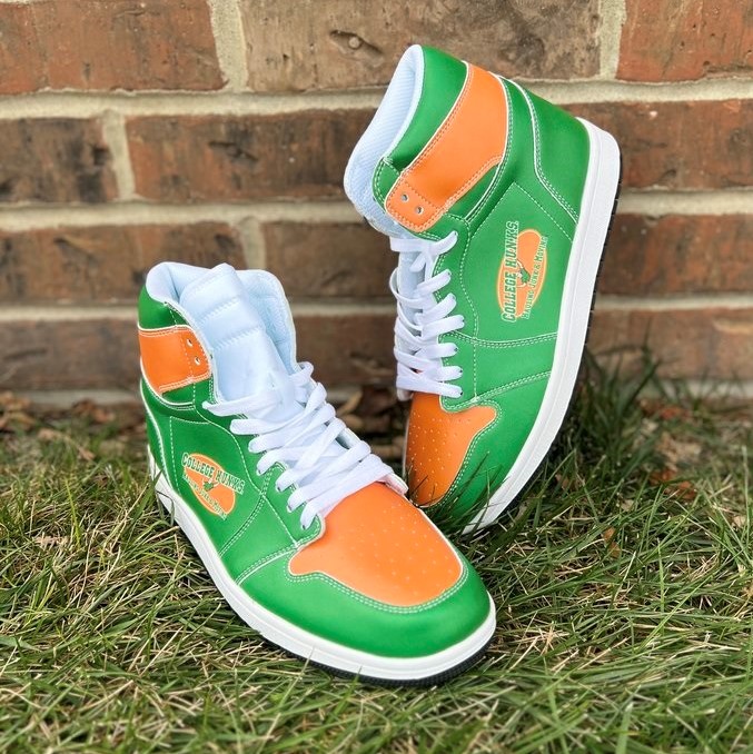 High Top Airforce Sneakers

