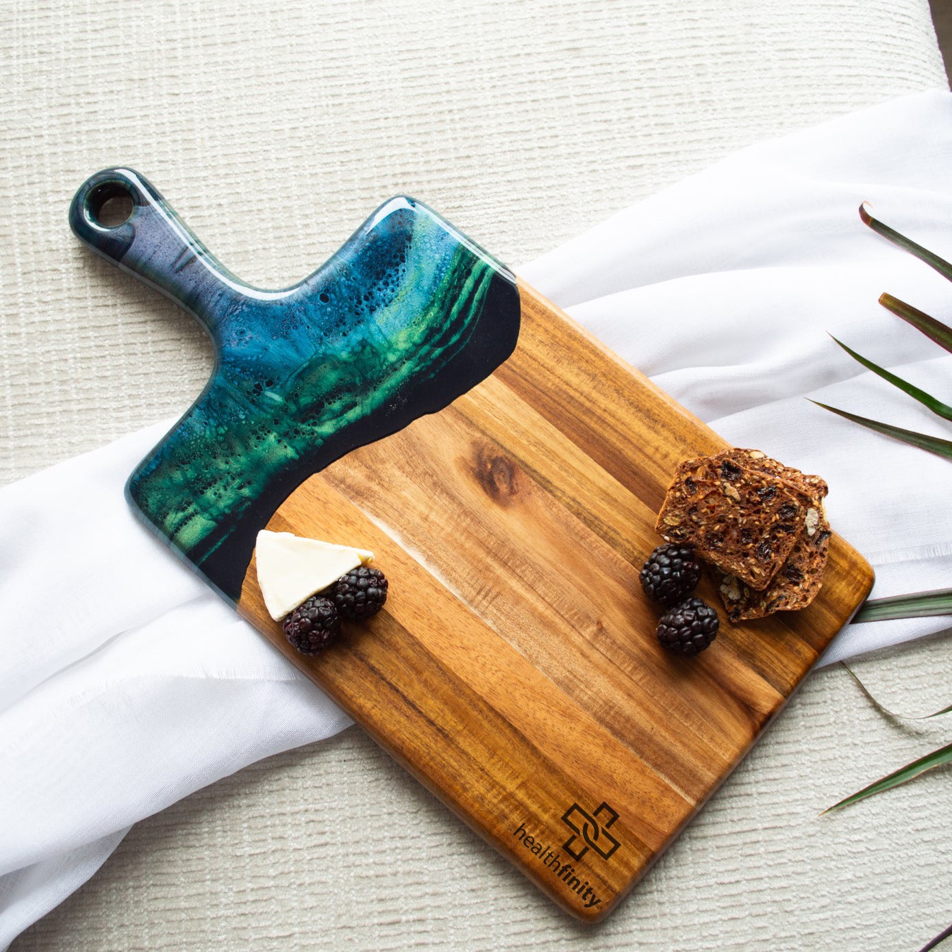 Lynn & Liana Medium Cheese Board